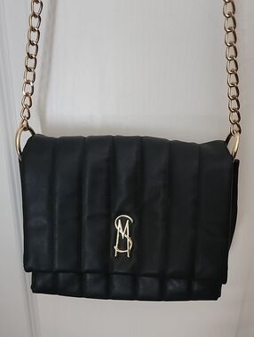 Steve Madden Black Quilted Crossbody with Gold Chain